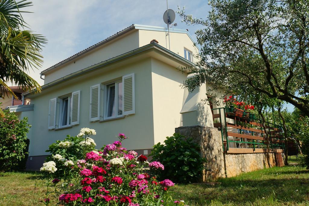 Studio And Apartment Nadia With Garden Poreč Pokoj fotografie