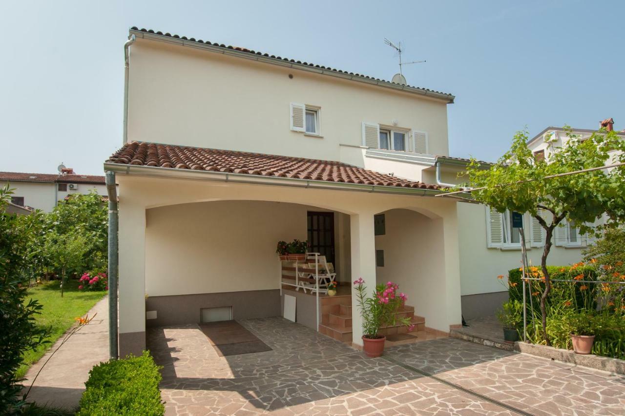 Studio And Apartment Nadia With Garden Poreč Exteriér fotografie