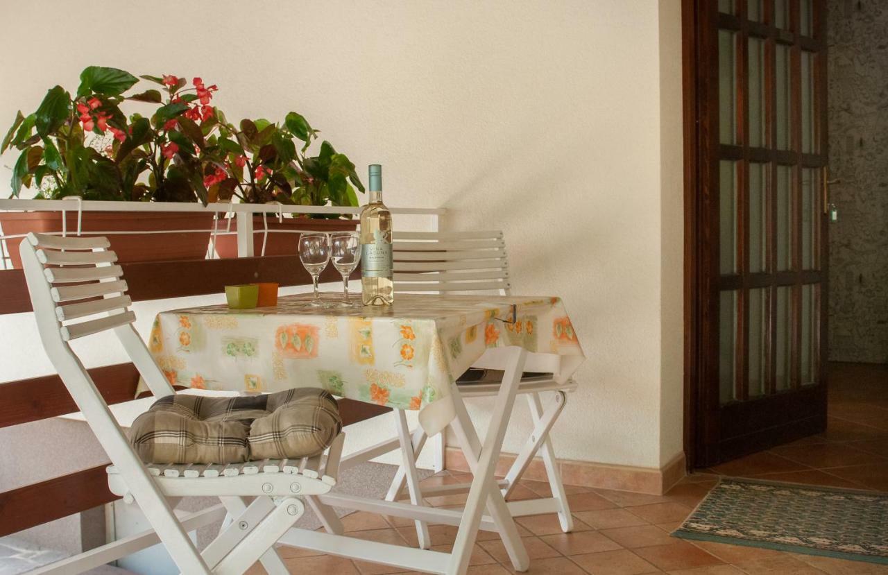 Studio And Apartment Nadia With Garden Poreč Exteriér fotografie
